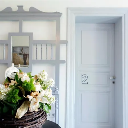 Serguzest アダラー