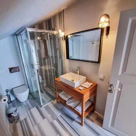 Hotel Serguzest 3*
