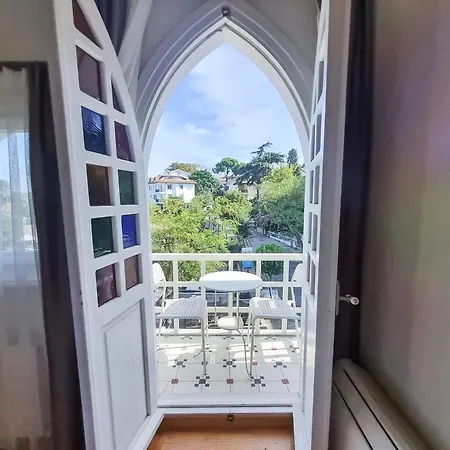 Serguzest Hotel Adalar
