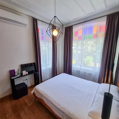 Serguzest Hotel 3*
